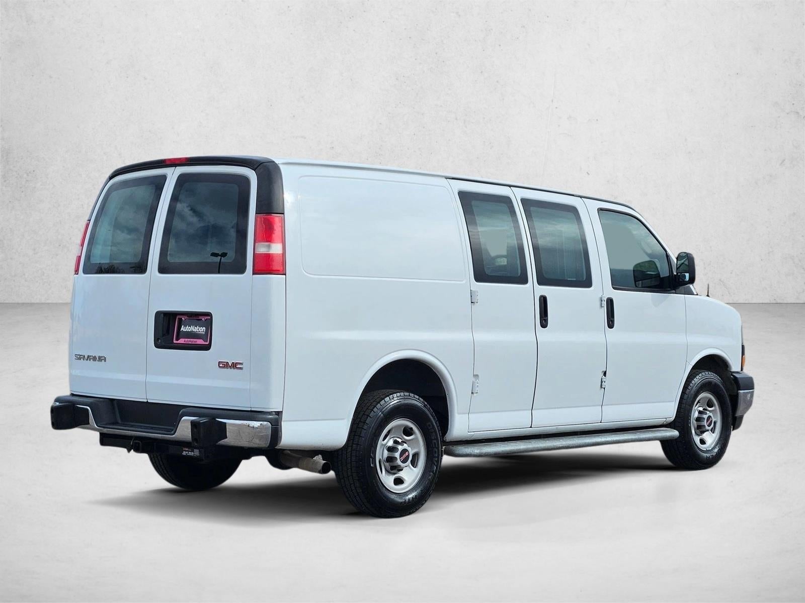 2017 GMC Savana Cargo 2500 Base