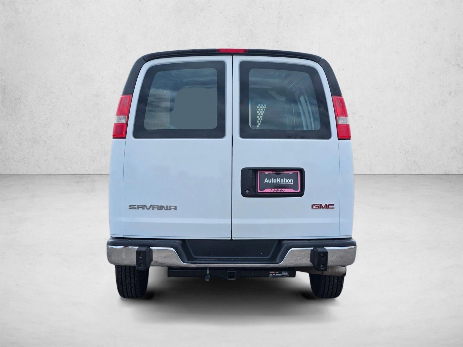 2017 GMC Savana Cargo 2500 Base