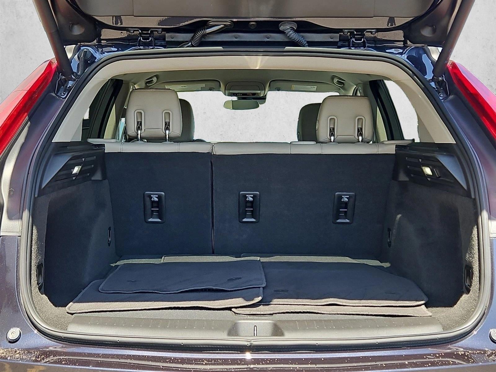 2022 Cadillac XT4 FWD Luxury