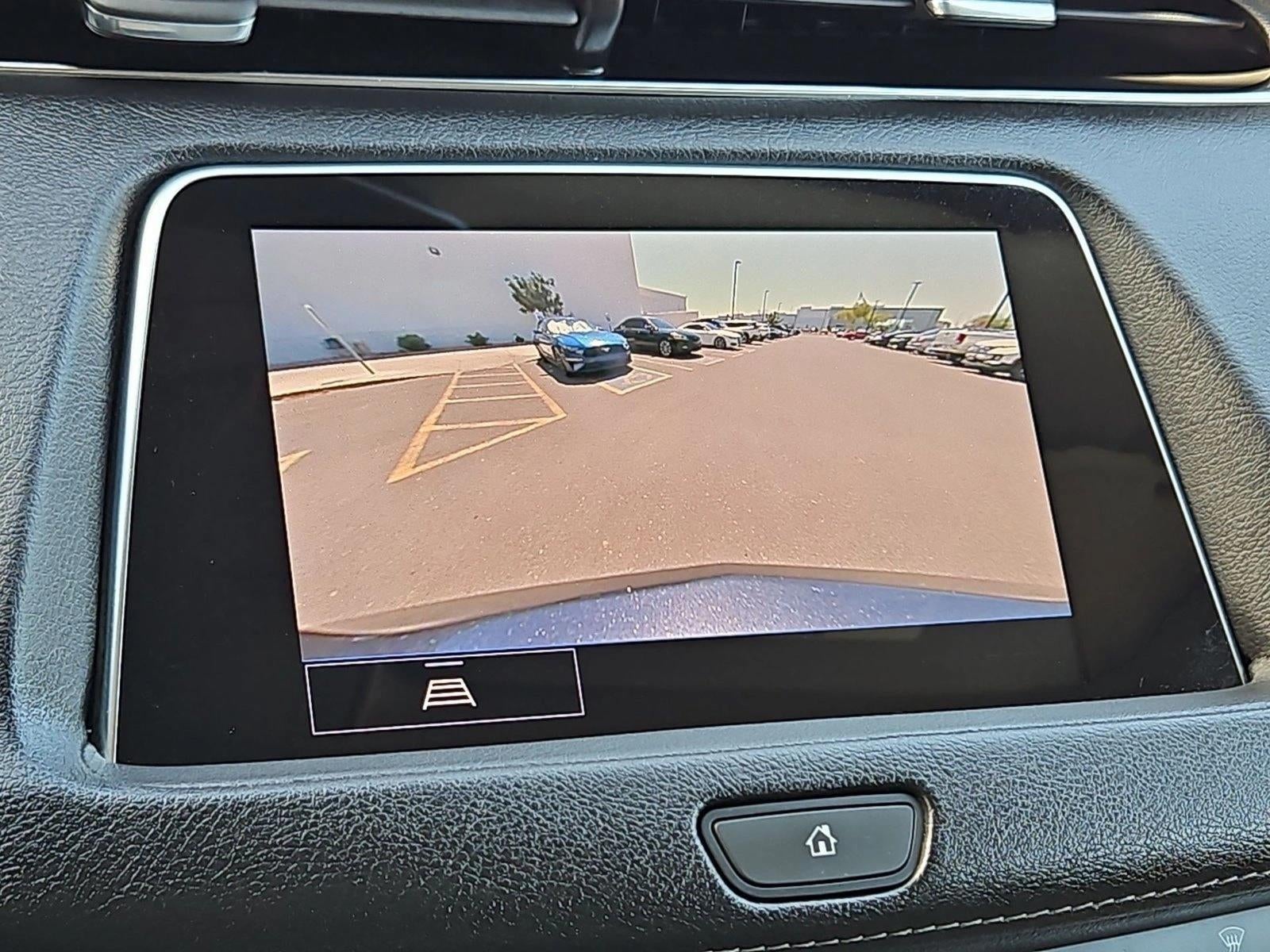 2022 Cadillac XT4 FWD Luxury
