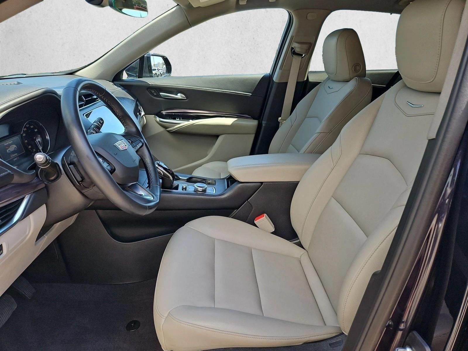2022 Cadillac XT4 FWD Luxury