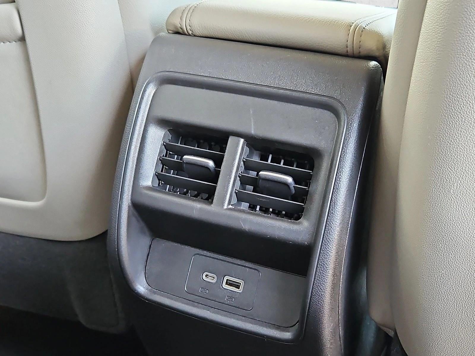 2022 Cadillac XT4 FWD Luxury