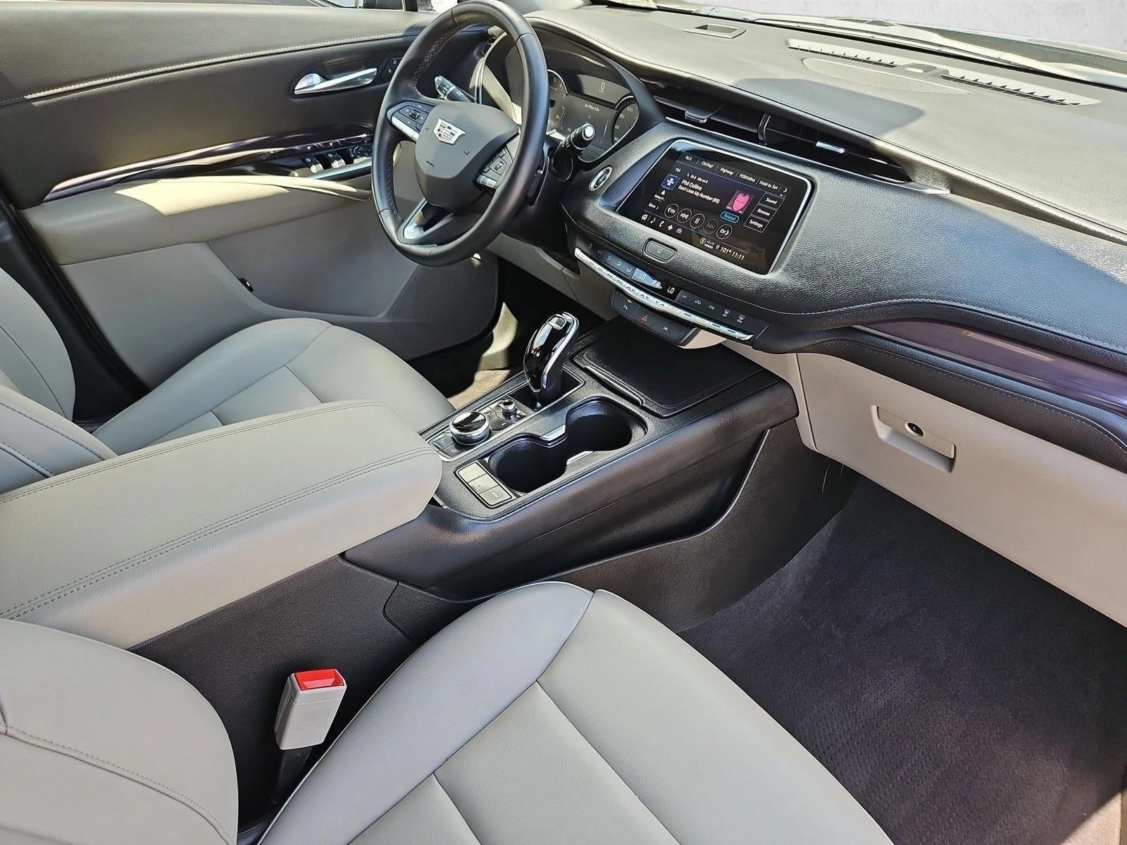 2022 Cadillac XT4 FWD Luxury