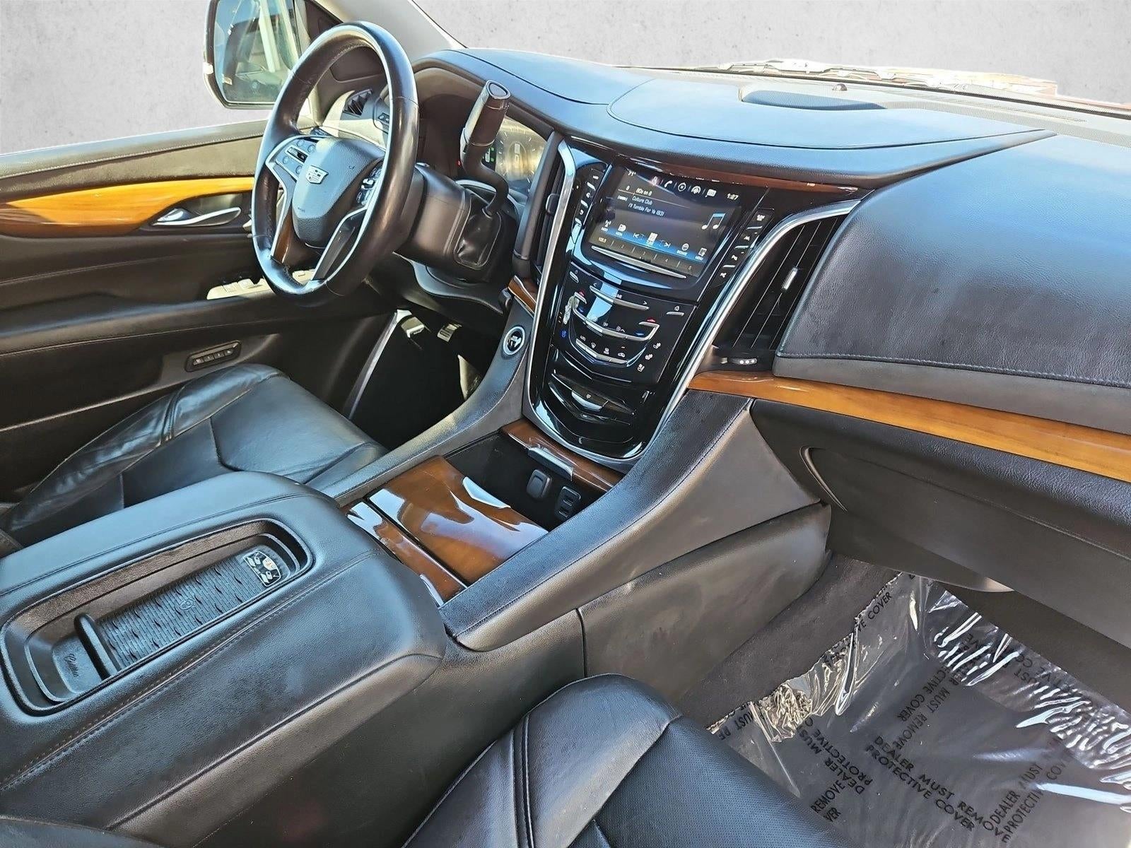 2017 Cadillac Escalade ESV Luxury