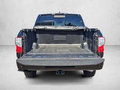 2024 Nissan TITAN Crew Cab SV 4x4