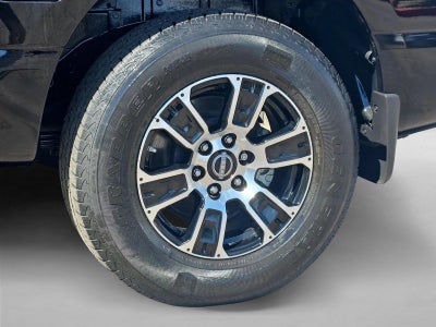 2024 Nissan TITAN Crew Cab SV 4x4