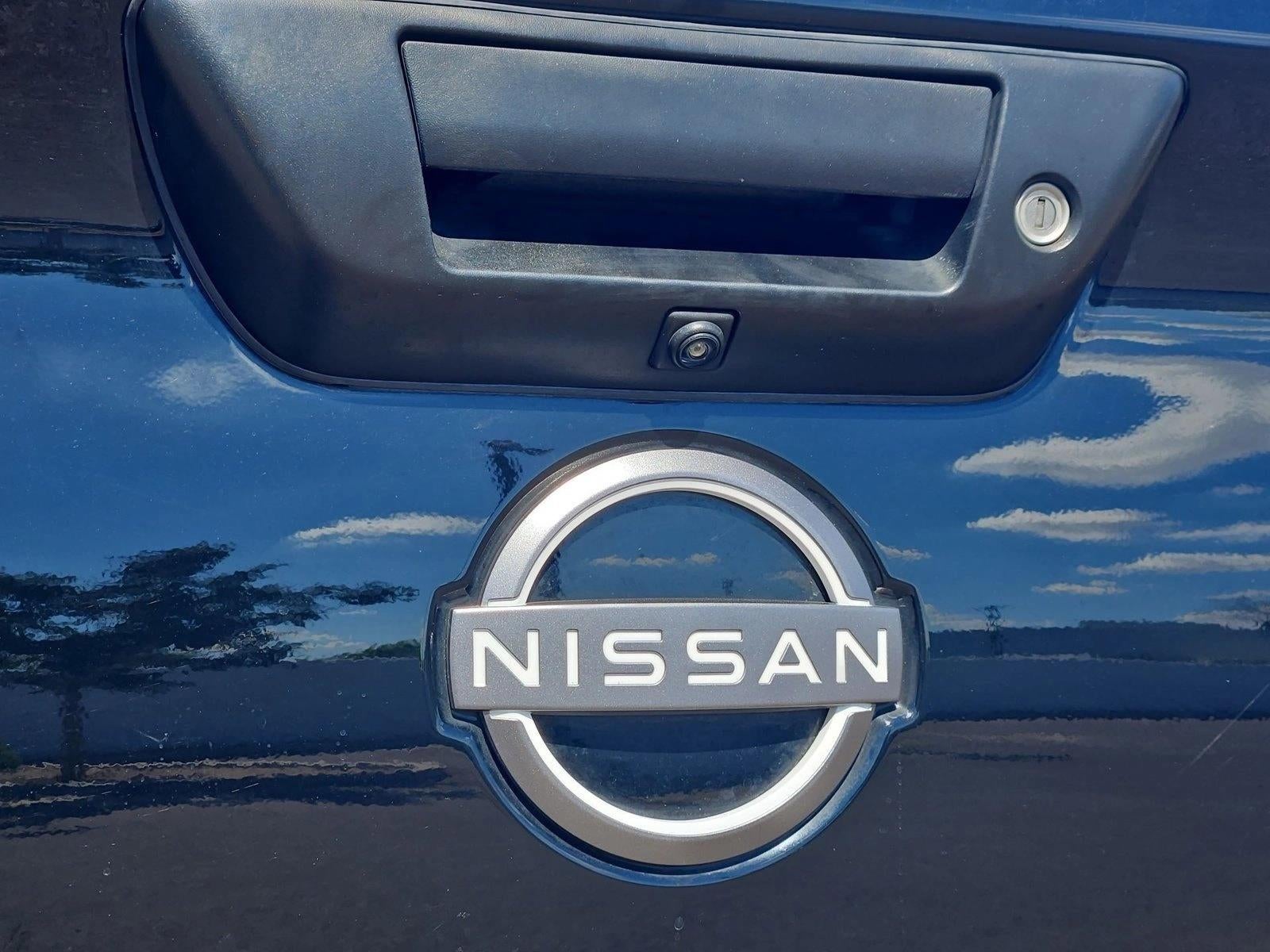 2024 Nissan TITAN Crew Cab SV 4x4