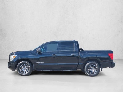 2024 Nissan TITAN Crew Cab SV 4x4