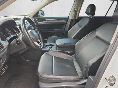 2021 Volkswagen Atlas 3.6L V6 SE w/Technology R-Line