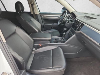2021 Volkswagen Atlas 3.6L V6 SE w/Technology R-Line