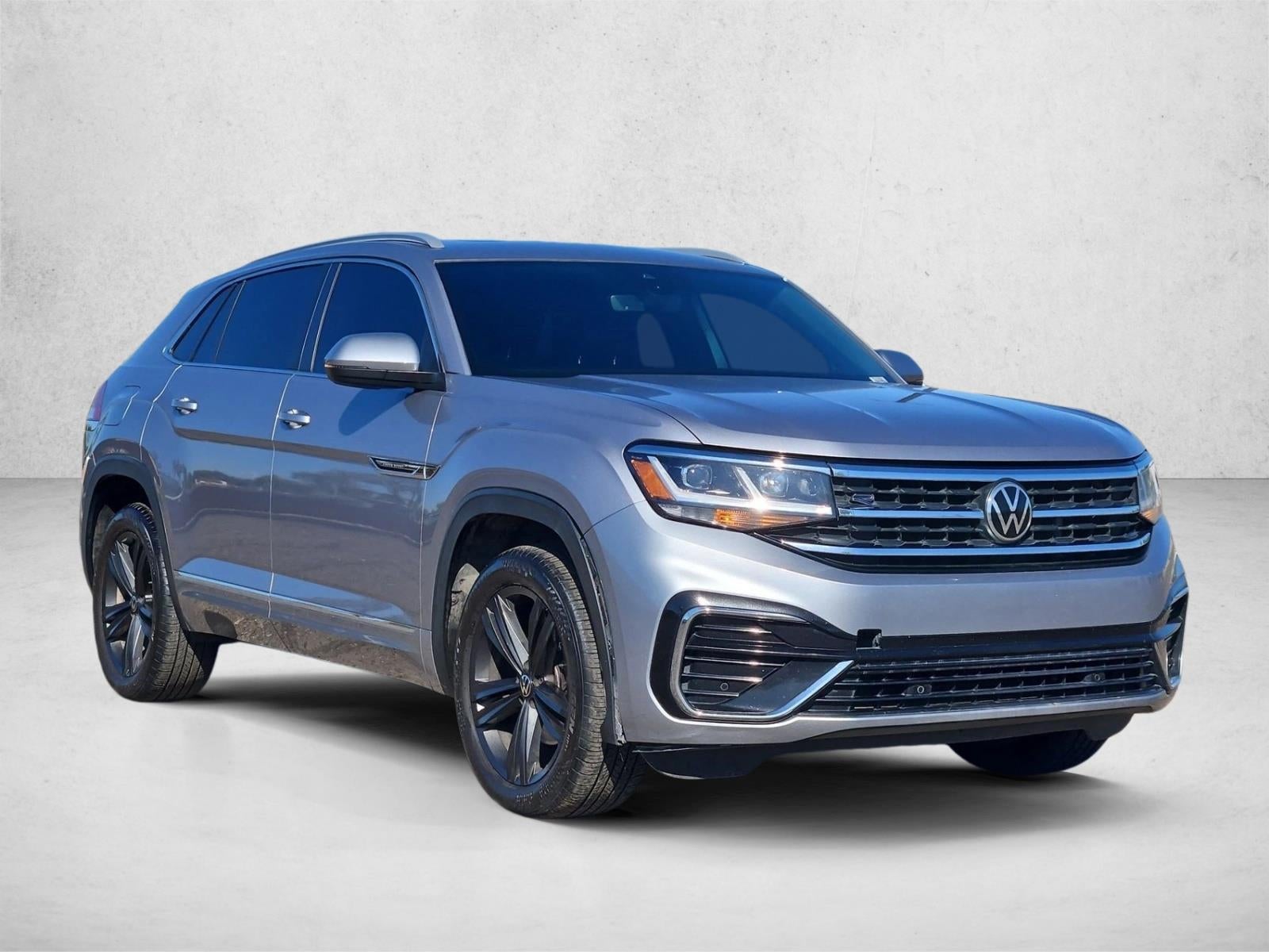 2022 Volkswagen Atlas Cross Sport 2.0T SEL R-Line