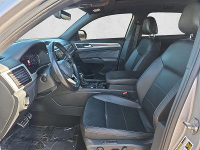 2022 Volkswagen Atlas Cross Sport 2.0T SEL R-Line