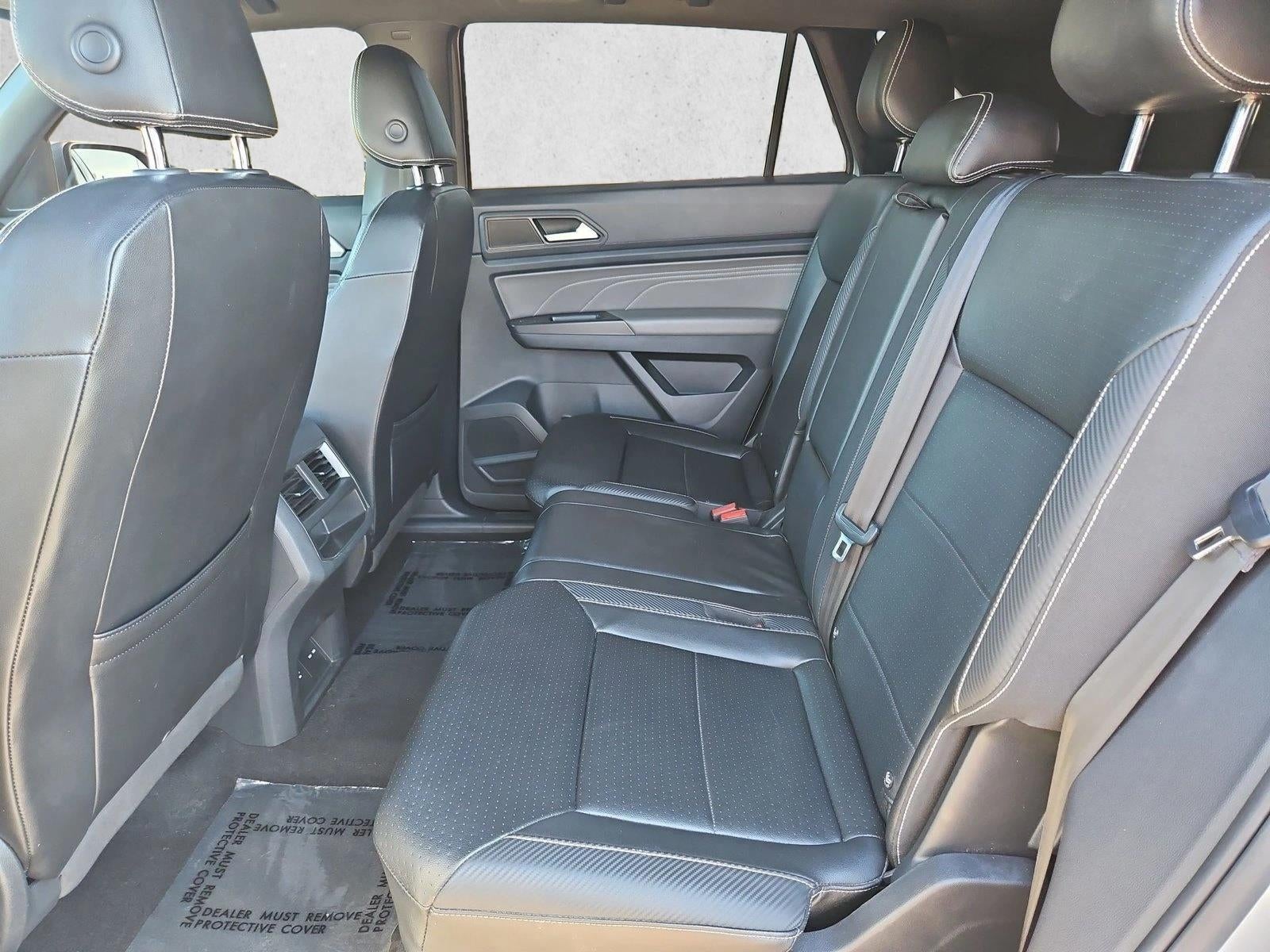 2022 Volkswagen Atlas Cross Sport 2.0T SEL R-Line