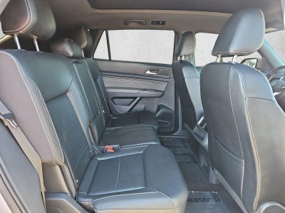 2022 Volkswagen Atlas Cross Sport 2.0T SEL R-Line