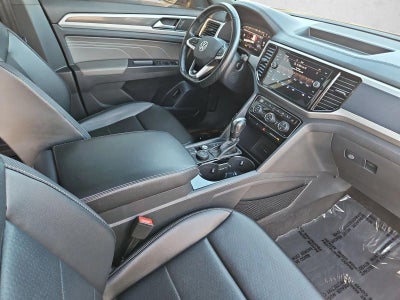 2022 Volkswagen Atlas Cross Sport 2.0T SEL R-Line