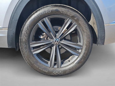 2022 Volkswagen Atlas Cross Sport 2.0T SEL R-Line