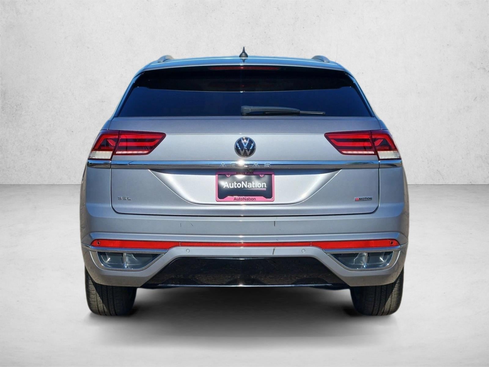 2022 Volkswagen Atlas Cross Sport 2.0T SEL R-Line