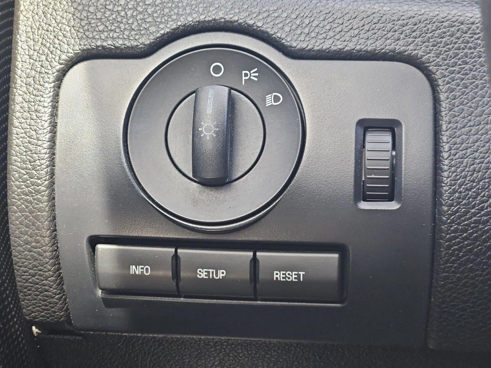 2012 Ford Mustang V6
