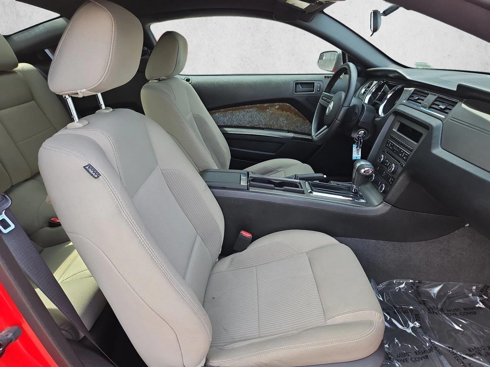2012 Ford Mustang V6