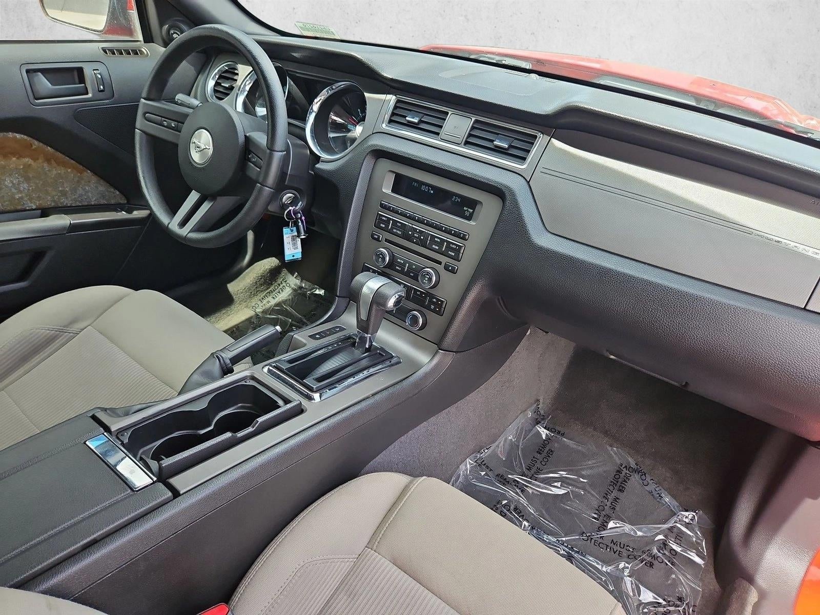 2012 Ford Mustang V6