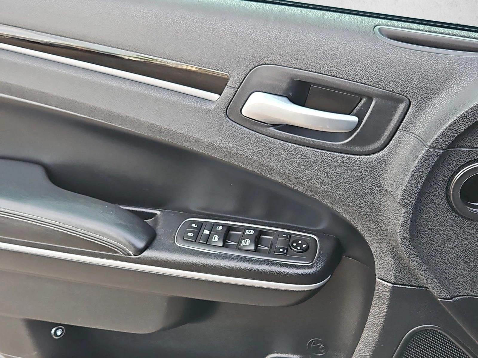 2021 Chrysler 300 300S