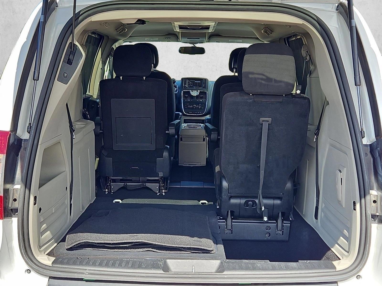 2014 Chrysler Town & Country Touring