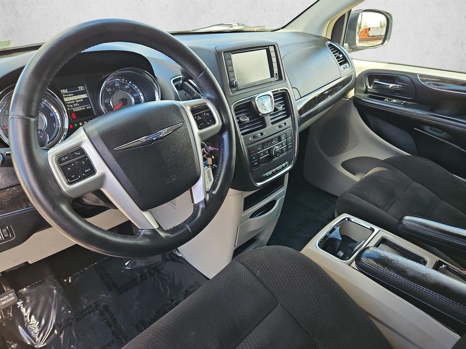 2014 Chrysler Town & Country Touring