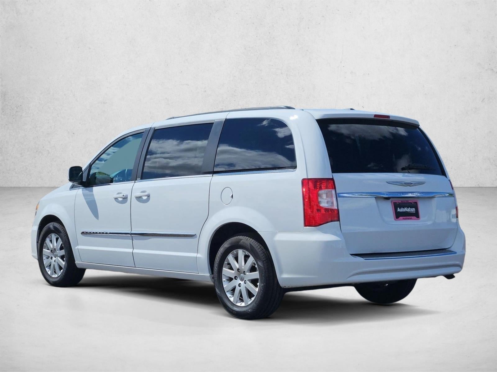 2014 Chrysler Town & Country Touring