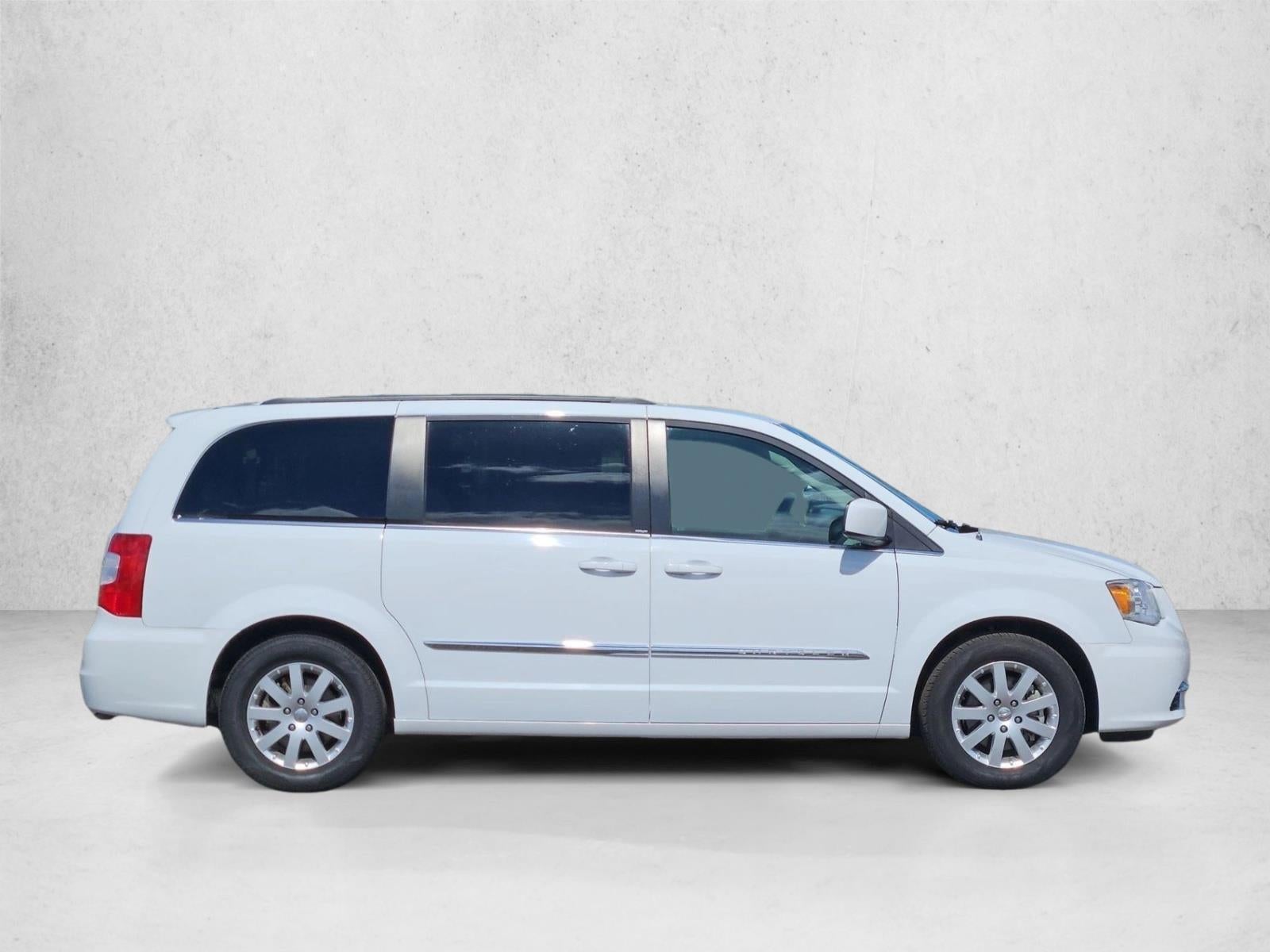 2014 Chrysler Town & Country Touring