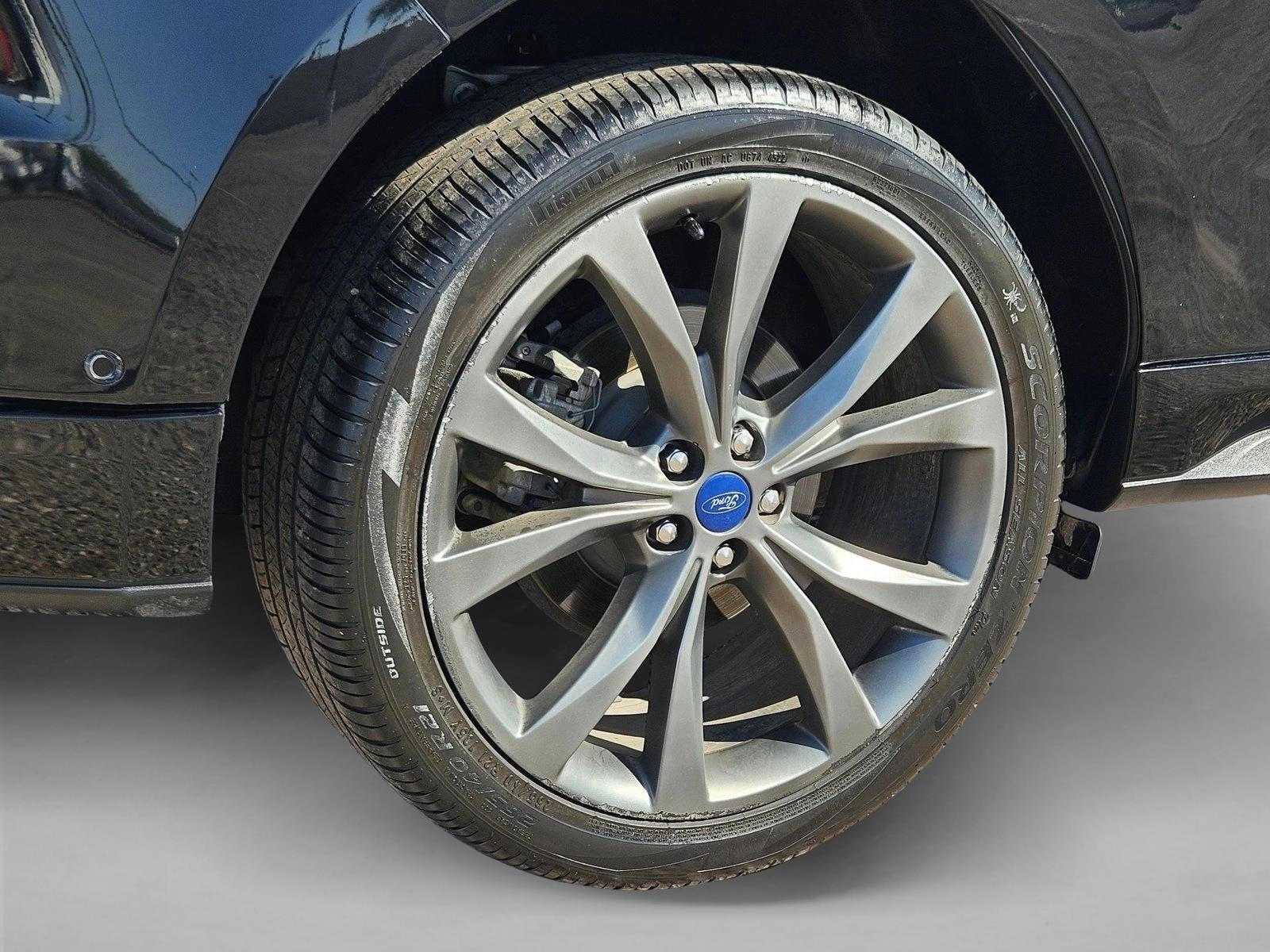 2017 Ford Edge Sport