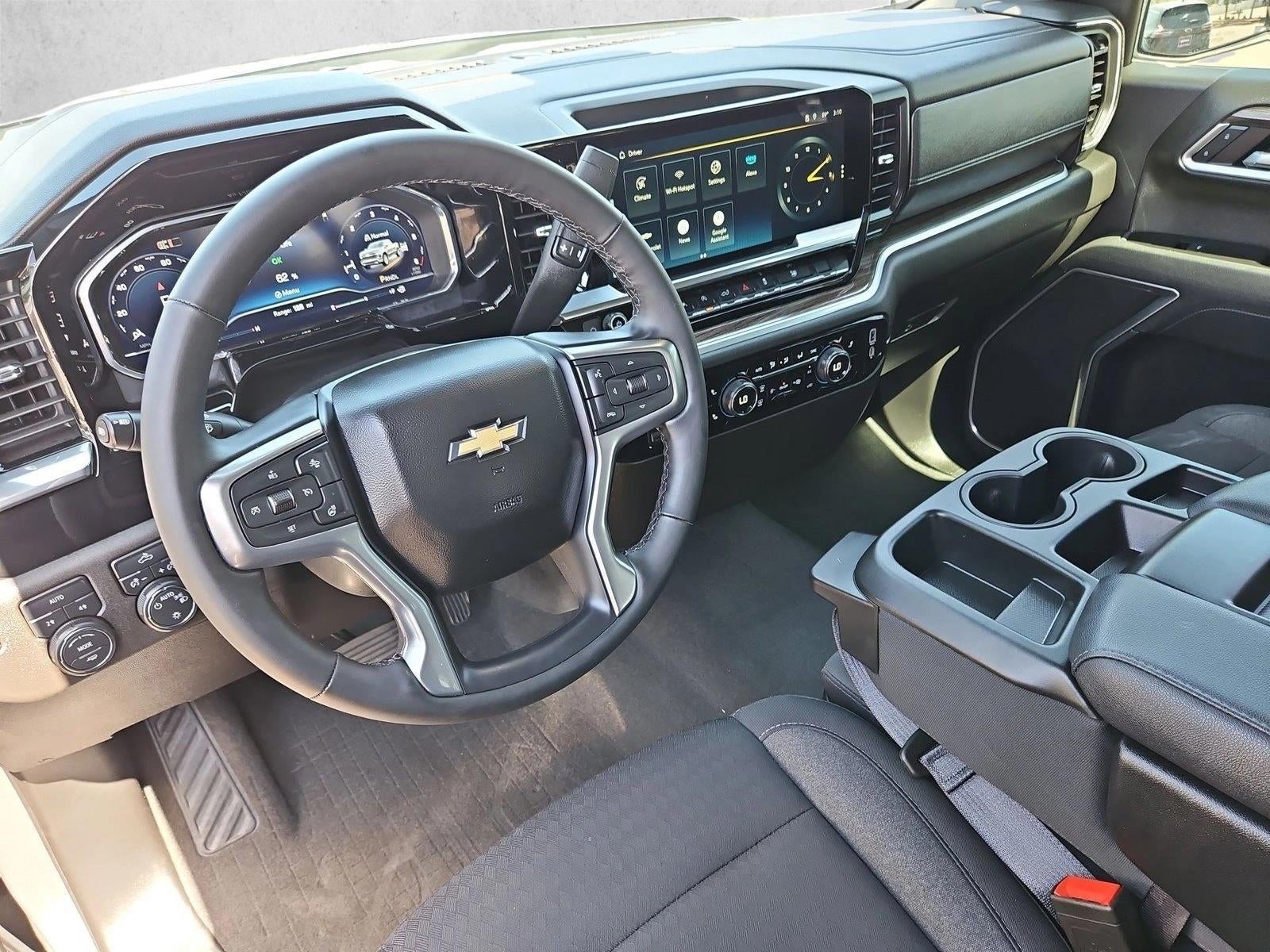 2025 Chevrolet Silverado 1500 LT - Photo 13