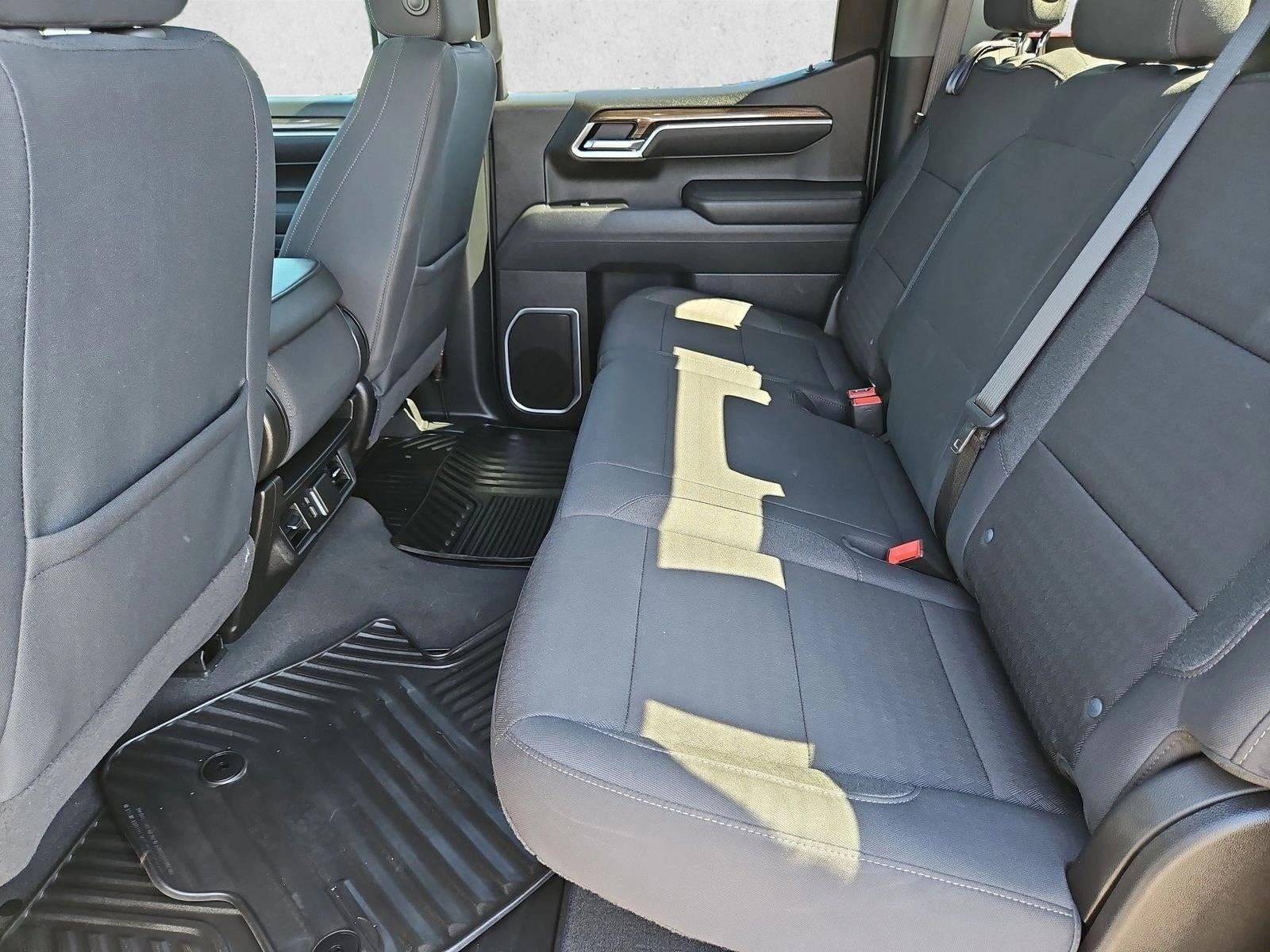 2025 Chevrolet Silverado 1500 LT - Photo 24