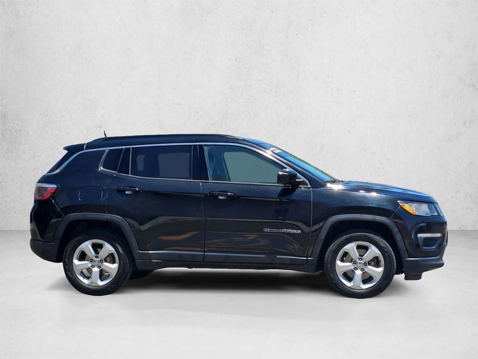 2018 Jeep Compass Latitude FWD