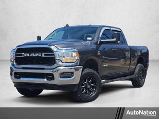 2019 RAM 3500 Tradesman Crew Cab 4x4 6'4" Box