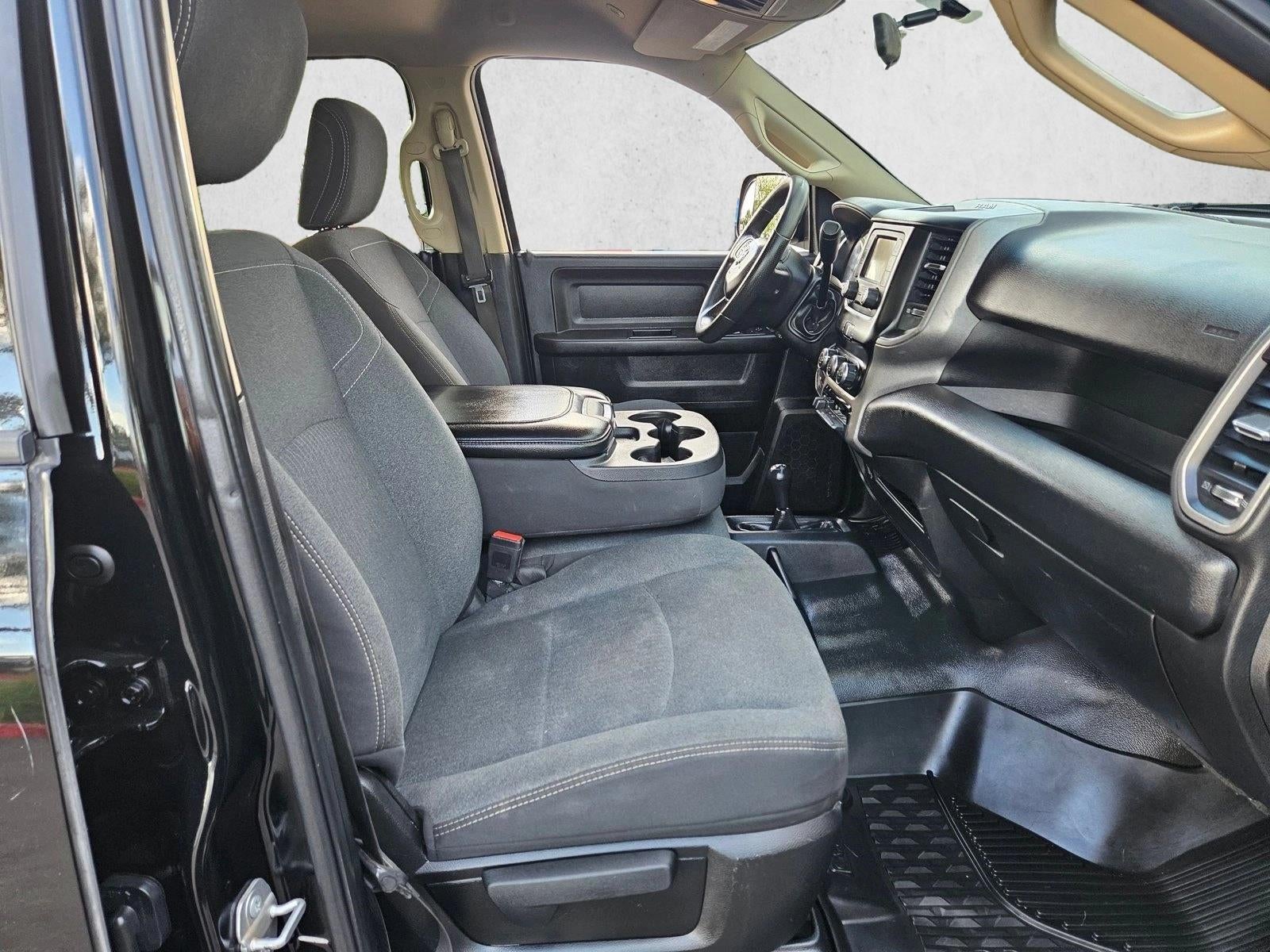 2019 RAM 2500 Tradesman Crew Cab 4x4 6'4" Box