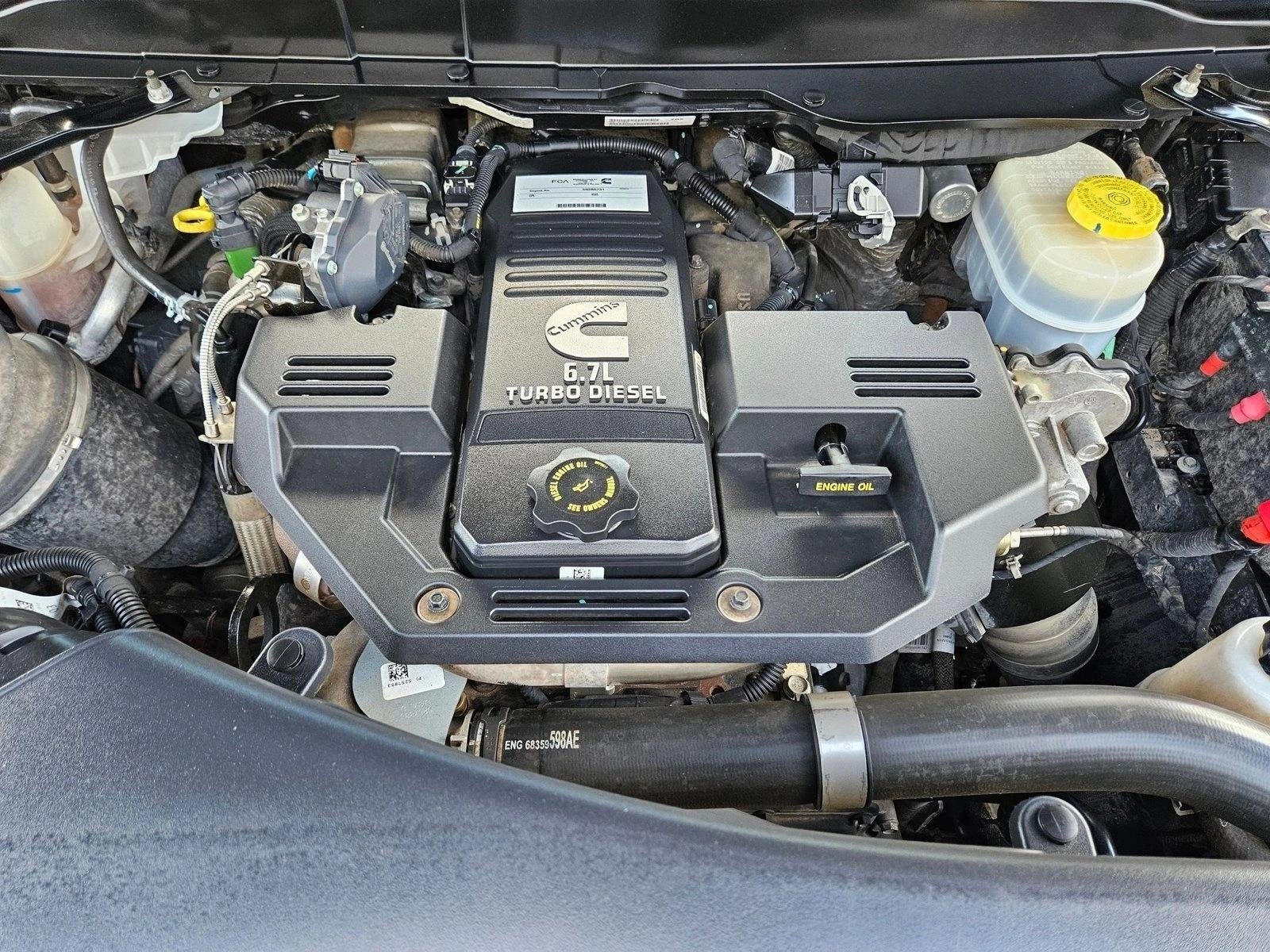 2019 RAM 2500 Tradesman Crew Cab 4x4 6'4" Box