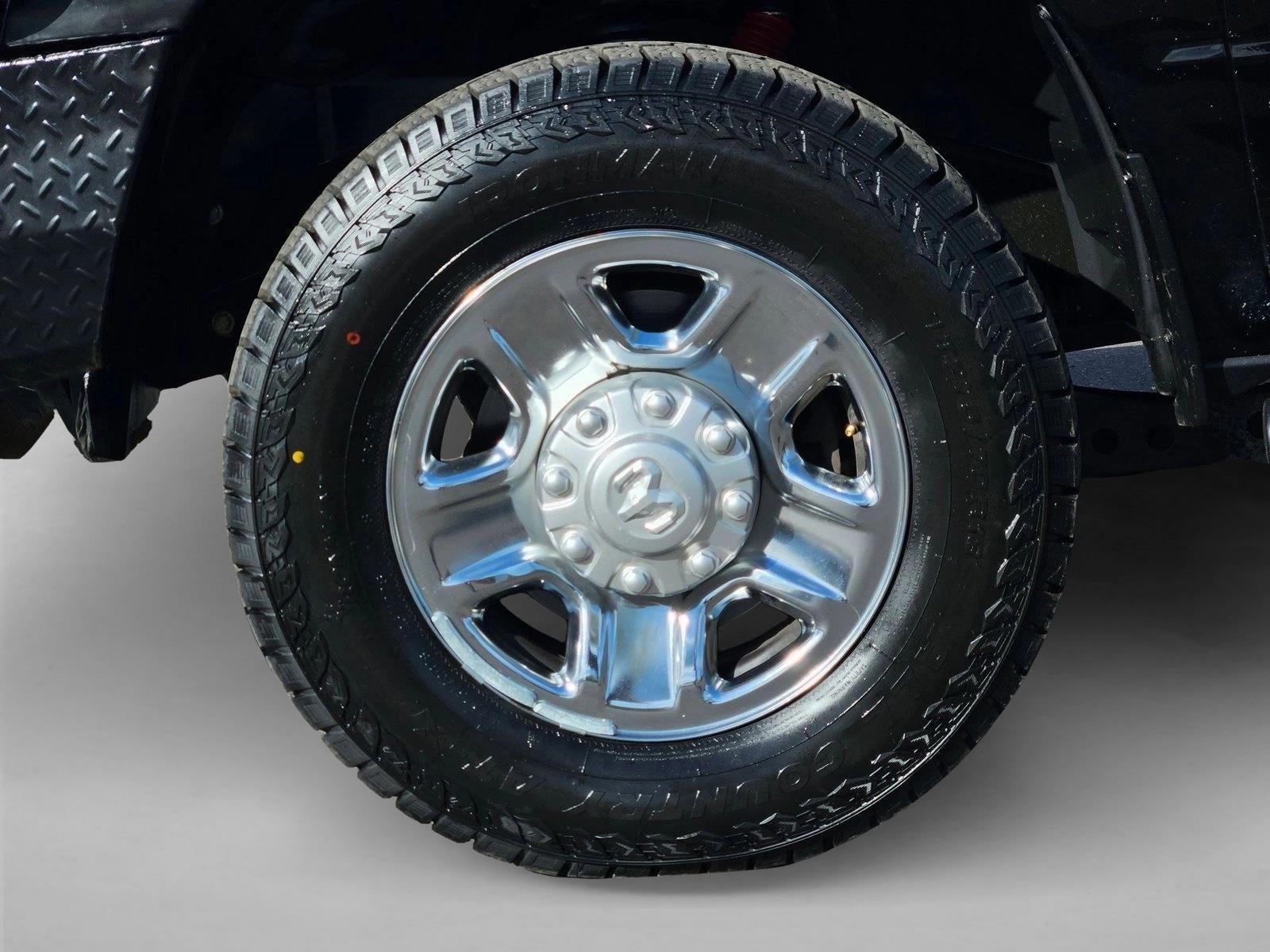 2019 RAM 2500 Tradesman Crew Cab 4x4 6'4" Box