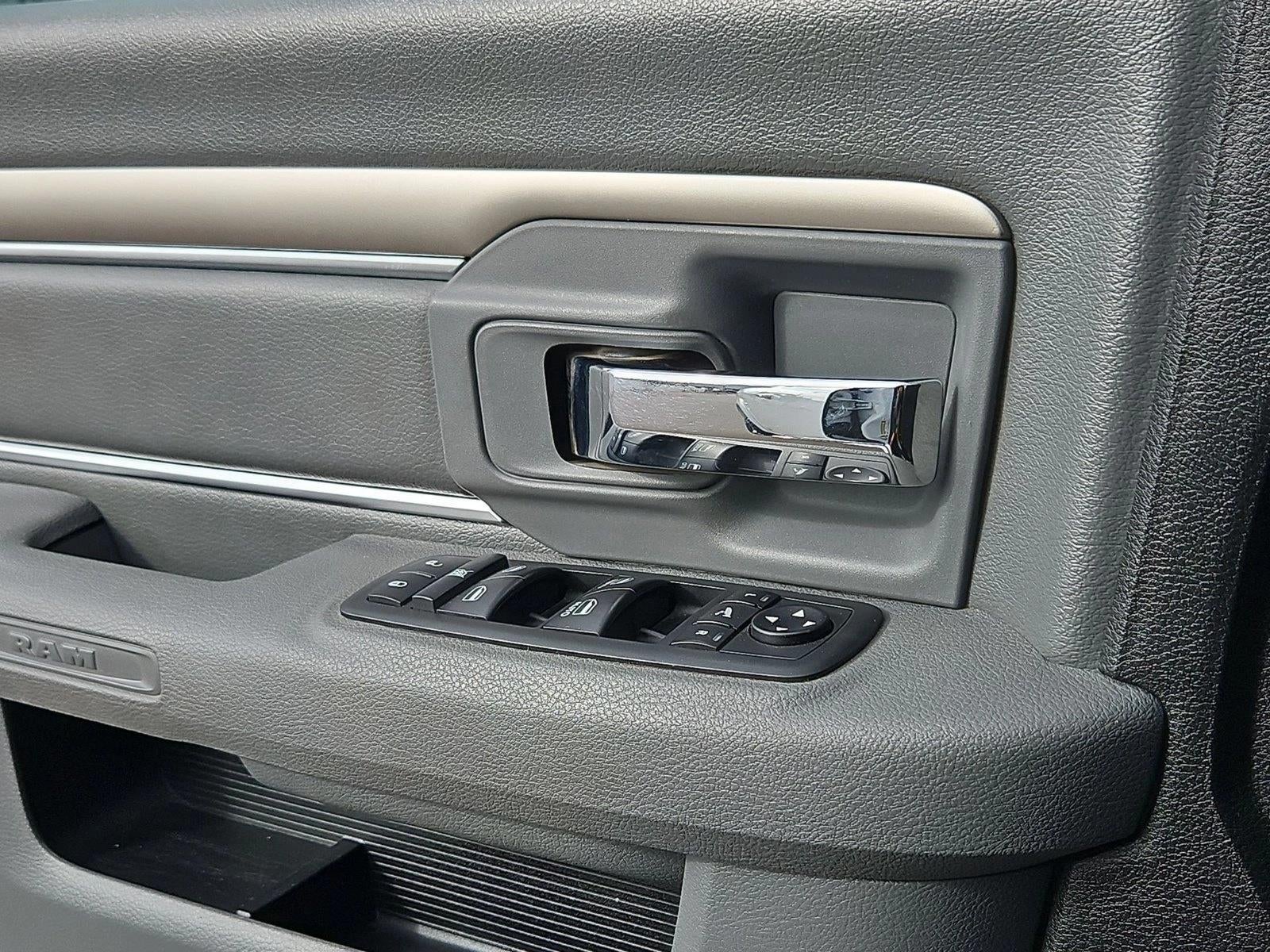 2018 RAM 2500 Big Horn Crew Cab 4x4 6'4" Box