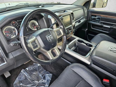 2017 RAM 2500 Laramie Crew Cab 4x4 6'4" Box