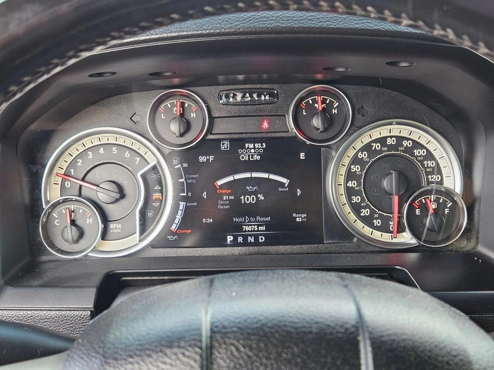 2017 RAM 2500 Laramie Crew Cab 4x4 6'4" Box