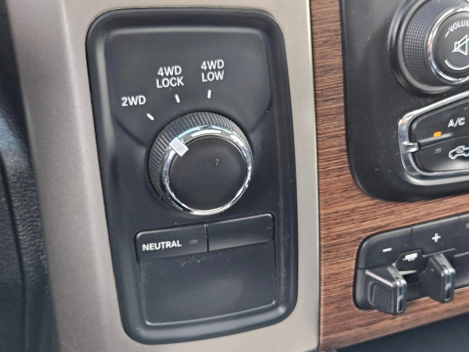 2017 RAM 2500 Laramie Crew Cab 4x4 6'4" Box