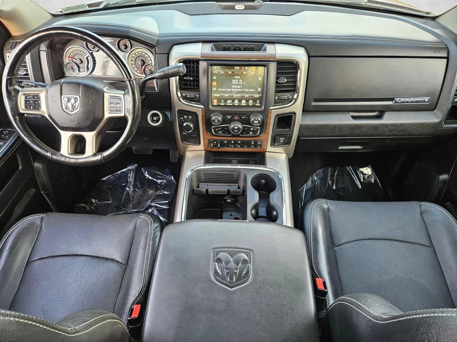 2017 RAM 2500 Laramie Crew Cab 4x4 6'4" Box