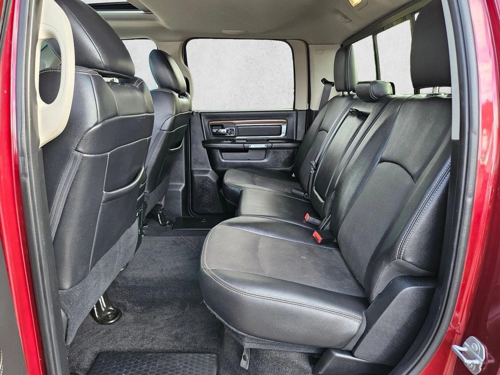 2017 RAM 2500 Laramie Crew Cab 4x4 6'4" Box