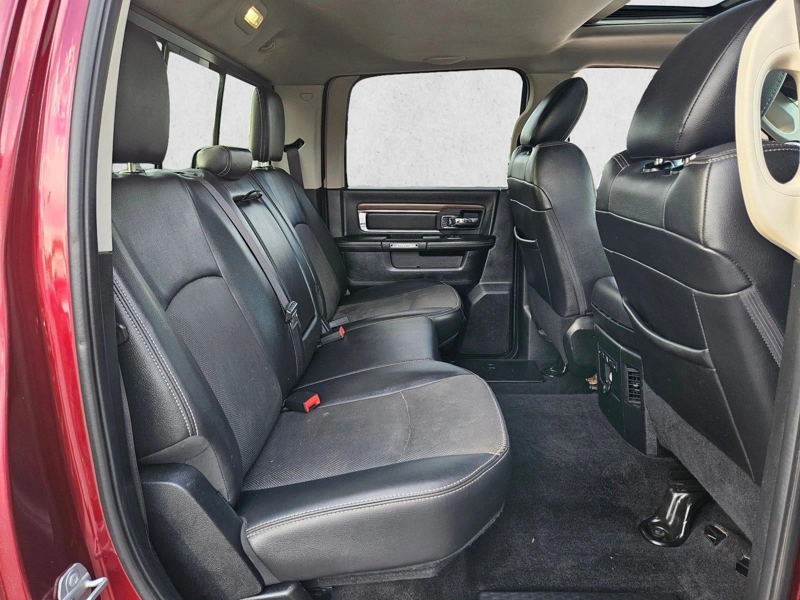 2017 RAM 2500 Laramie Crew Cab 4x4 6'4" Box