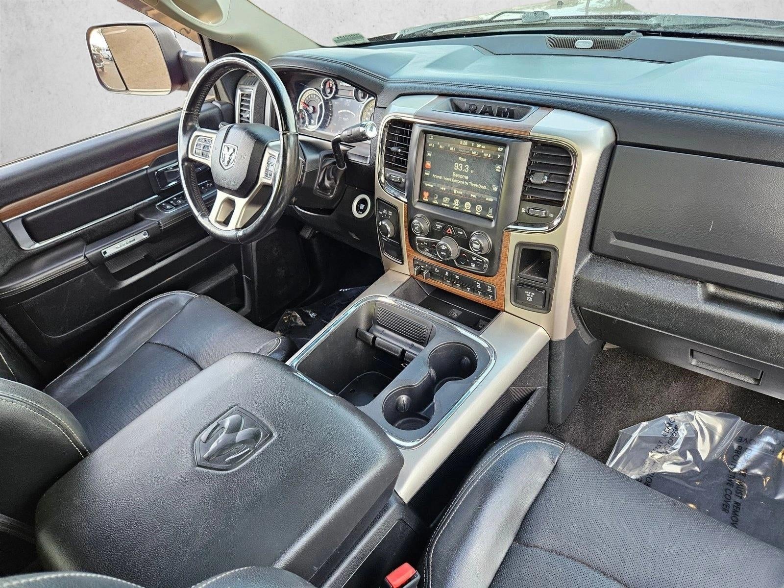 2017 RAM 2500 Laramie Crew Cab 4x4 6'4" Box