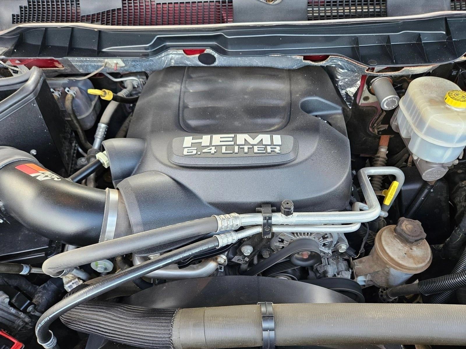 2017 RAM 2500 Laramie Crew Cab 4x4 6'4" Box