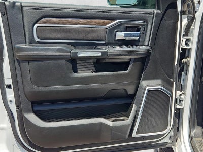 2019 RAM 2500 Laramie Crew Cab 4x4 6'4" Box