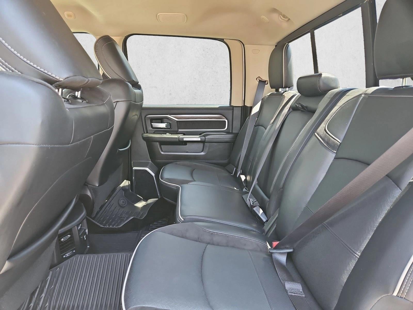 2019 RAM 2500 Laramie Crew Cab 4x4 6'4" Box