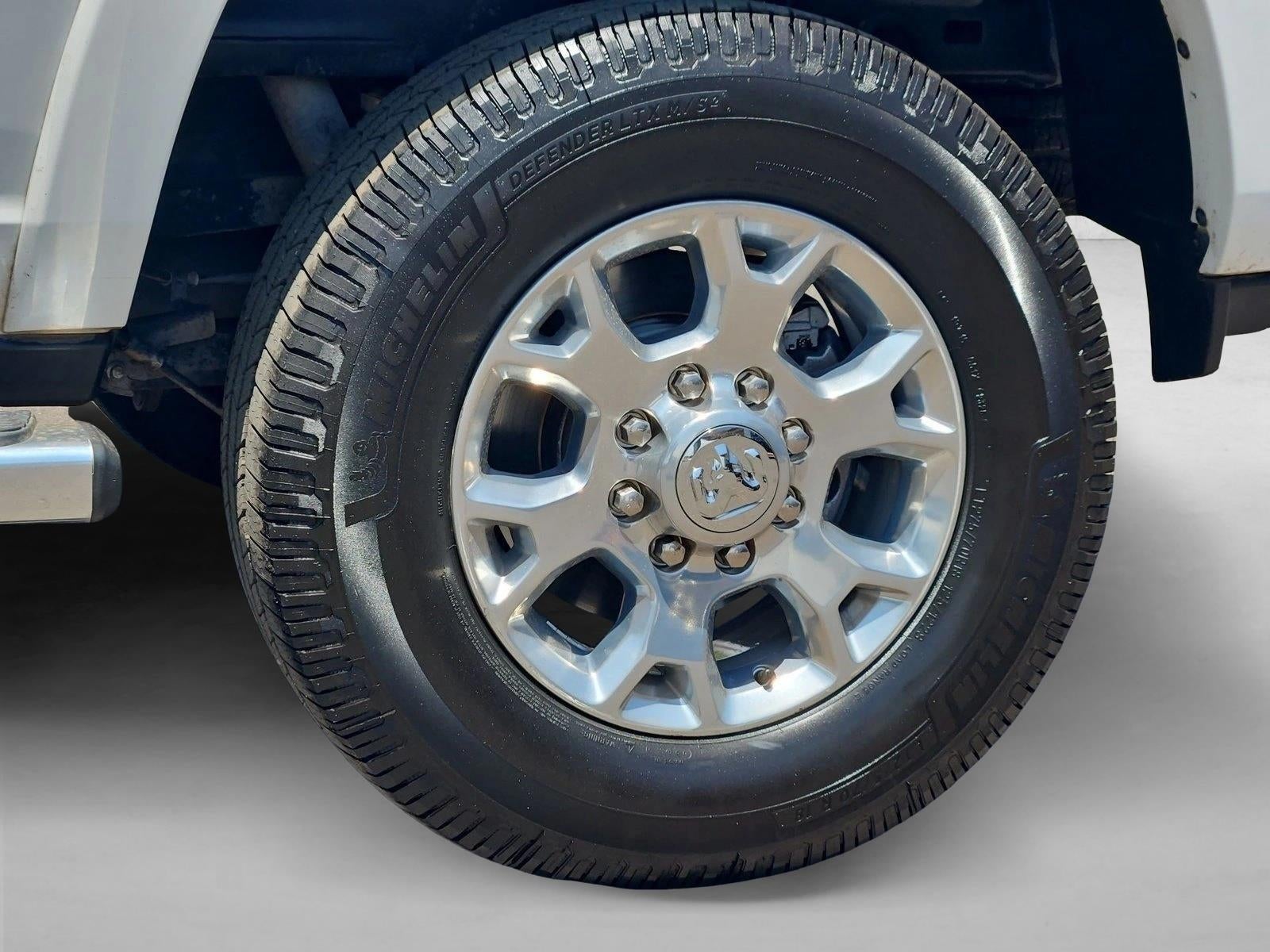 2019 RAM 2500 Laramie Crew Cab 4x4 6'4" Box