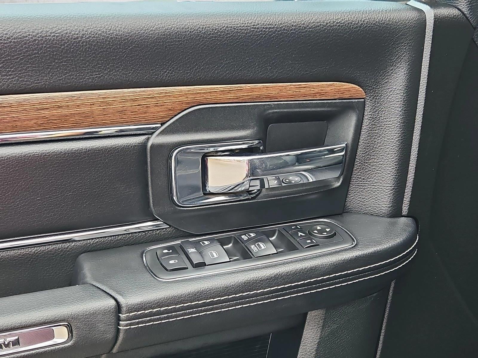 2017 RAM 2500 Laramie Crew Cab 4x4 6'4" Box